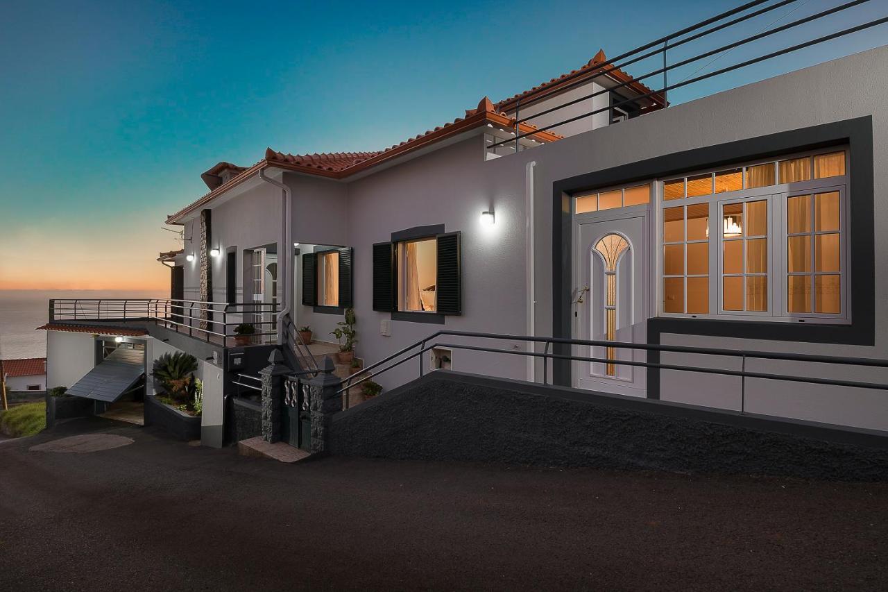 Welcome Home, With A Fantastic View, Sunrise & Sunsets Estreito Da Calheta Eksteriør bilde